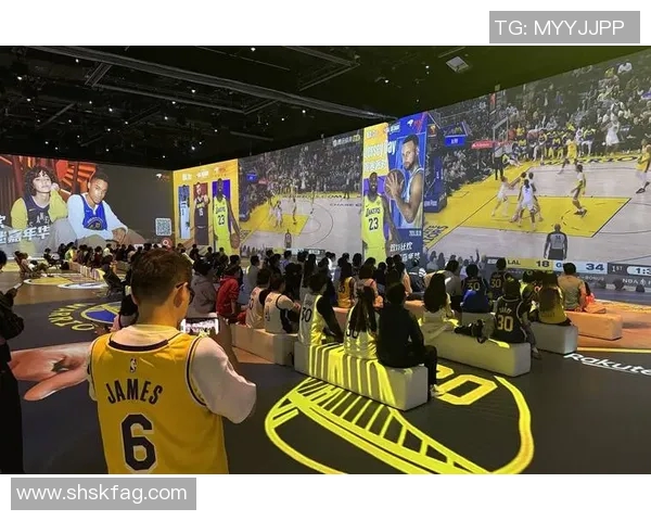 勇士与骑士激战12月6日NBA赛场再掀高潮球迷期待精彩对决 勇士与骑士激战12月6日NBA赛场再掀高潮球迷期待精彩对决