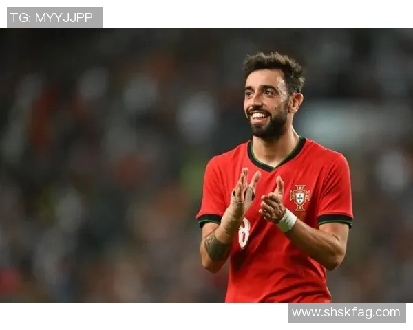 布鲁诺费尔南德斯：足球场上的灵魂指挥与战术大师之路