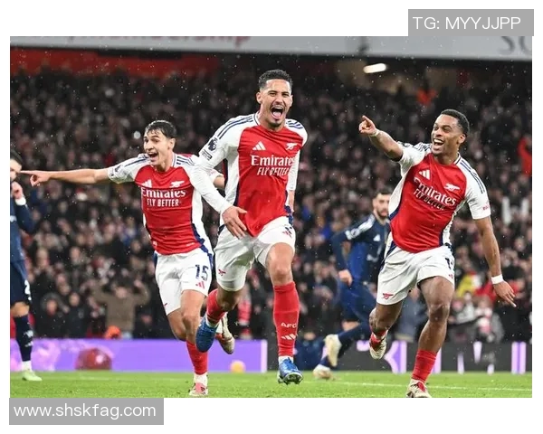 萨卡在绿茵场上的精彩表现引发球迷热议助力阿森纳争冠之路