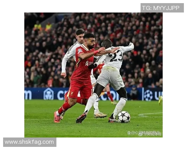 阿贾克与利物浦激战正酣谁将赢得这场欧洲豪门对决的荣耀