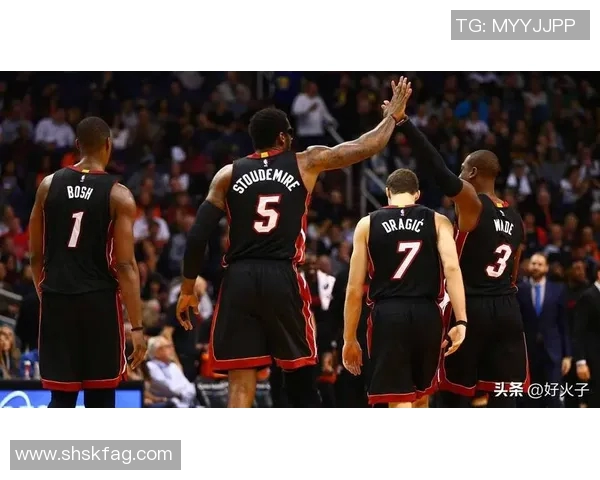 2018年NBA总决赛国王队与热火队的精彩对决回顾与分析 2018年NBA总决赛国王队与热火队的精彩对决回顾与分析