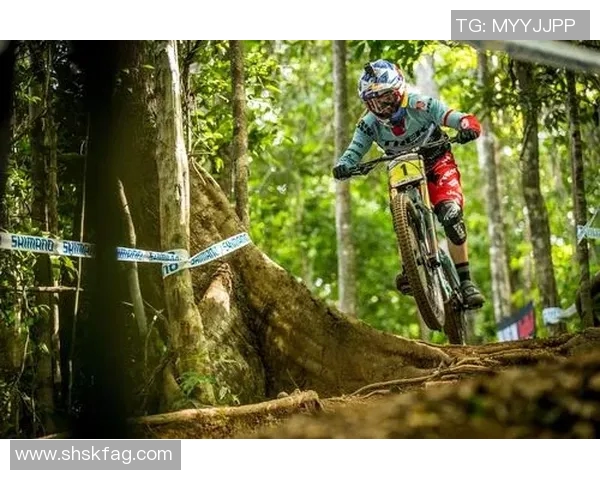 北京极限运动队比赛经验深度对比及其对运动员发展的影响分析 北京极限运动队比赛经验深度对比及其对运动员发展的影响分析